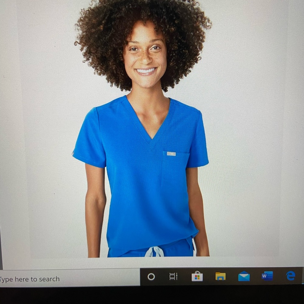 FIGS scrubs NWT